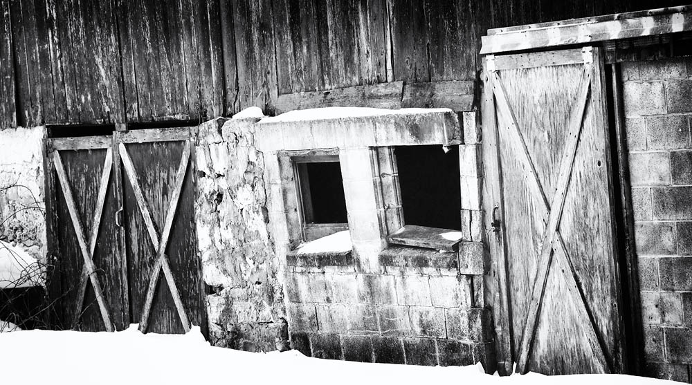 Barn, Barn Door, Barn Window, Old Barn